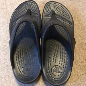 CROCS Baya Flip Flops Size 8